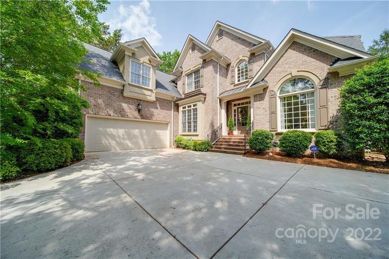 1928 Bardstown Rd, Charlotte, NC 28226