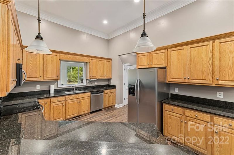 2038 Looper Rd, Great Falls, SC 29055