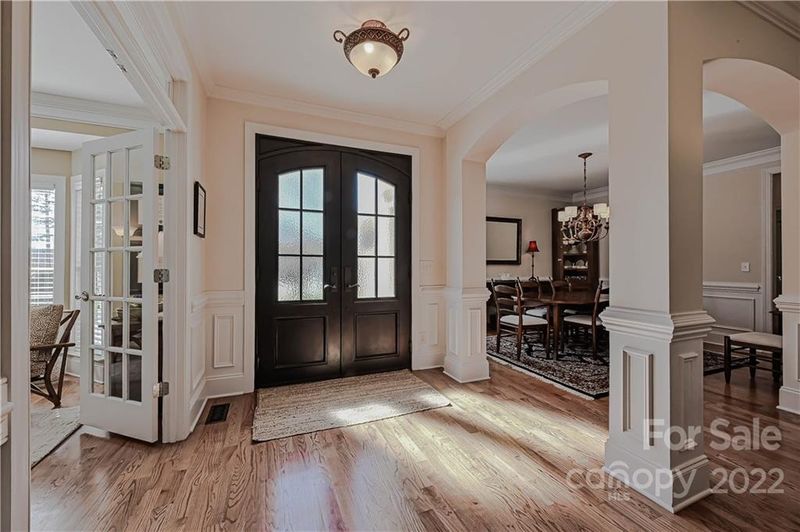 7219 Three Wood Dr, Matthews, NC 28104