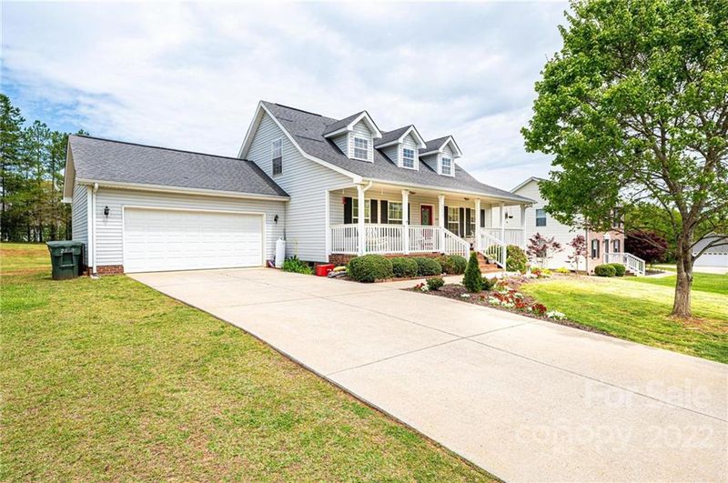 2252 Picnic Dr, Newton, NC 28658