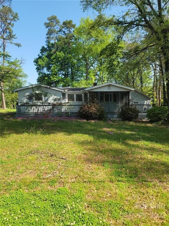 1008 - 1010 Helms Rd, Charlotte, NC 28214