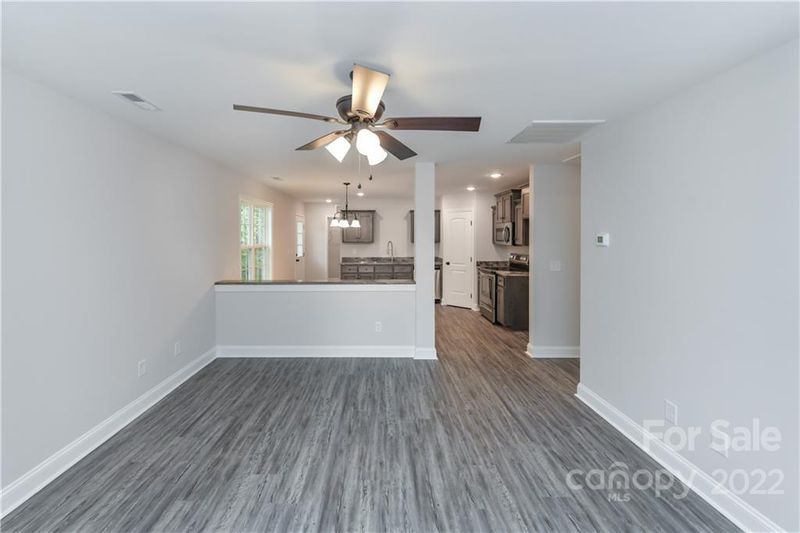 96 Peachtree Ave, Concord, NC 28025