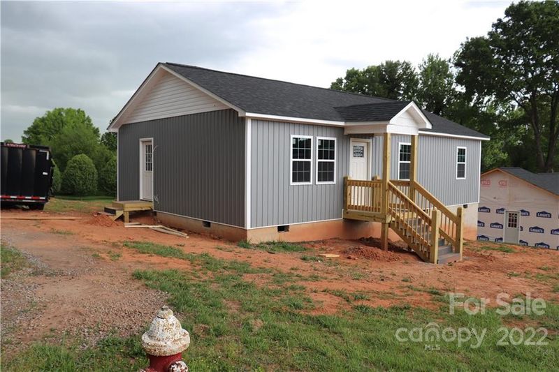 92 24th St NW, Hickory, NC 28601