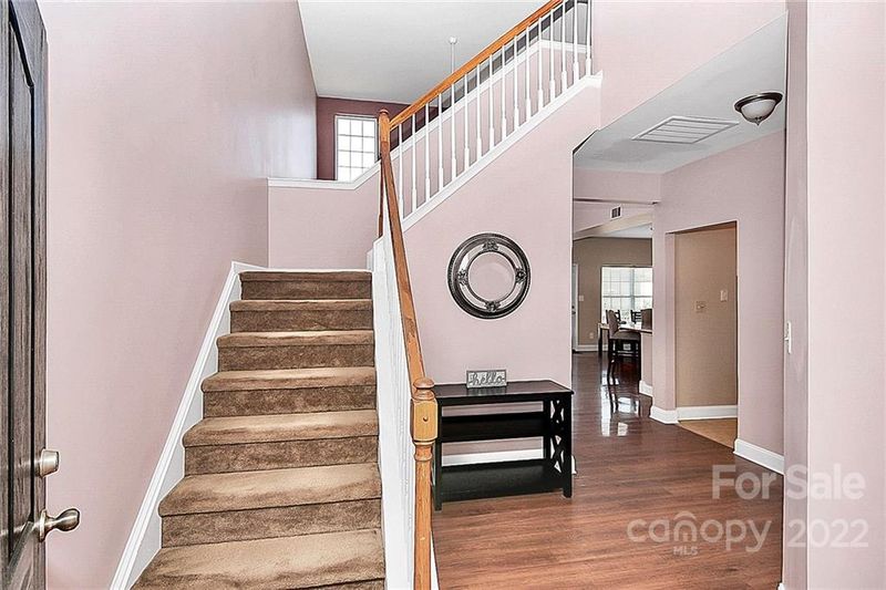1209 Afternoon Sun Rd, Matthews, NC 28104