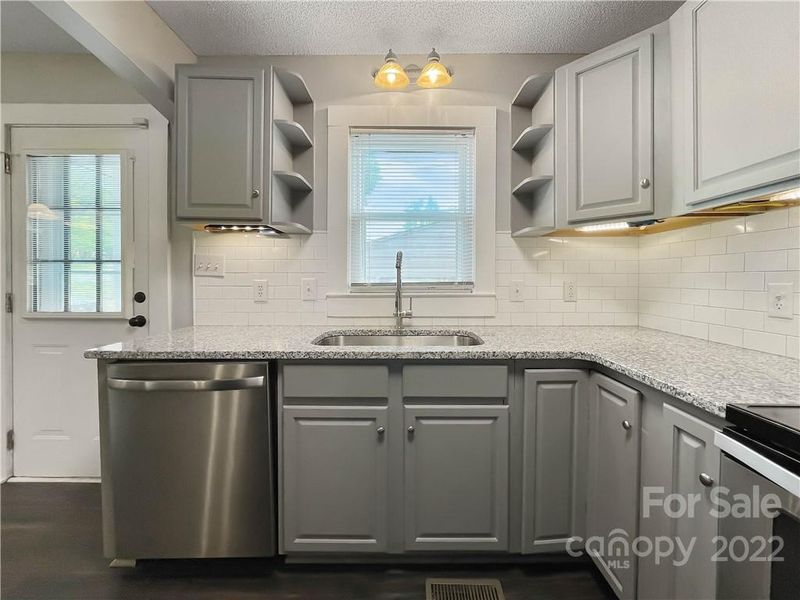 1309 Bethpage Rd, Kannapolis, NC 28081