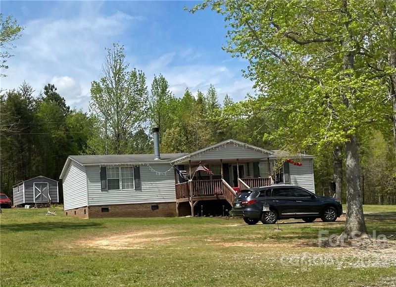 252 Lancaster Dr, Blacksburg, SC 29702