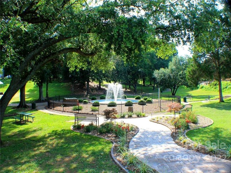 4123 Armstrong Farm Dr, Belmont, NC 28012