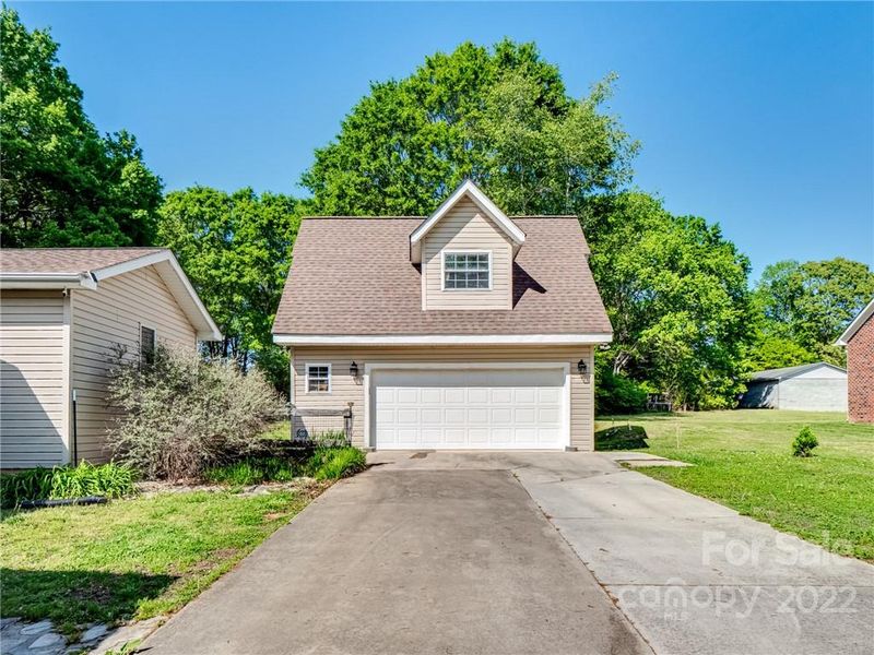 1035 Alexis Lucia Rd, Stanley, NC 28164