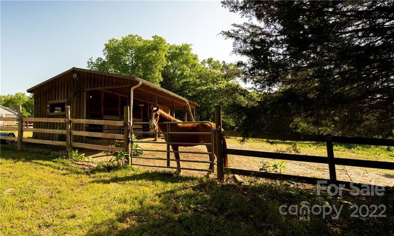 354 Skyview Dr, Catawba, SC 29704