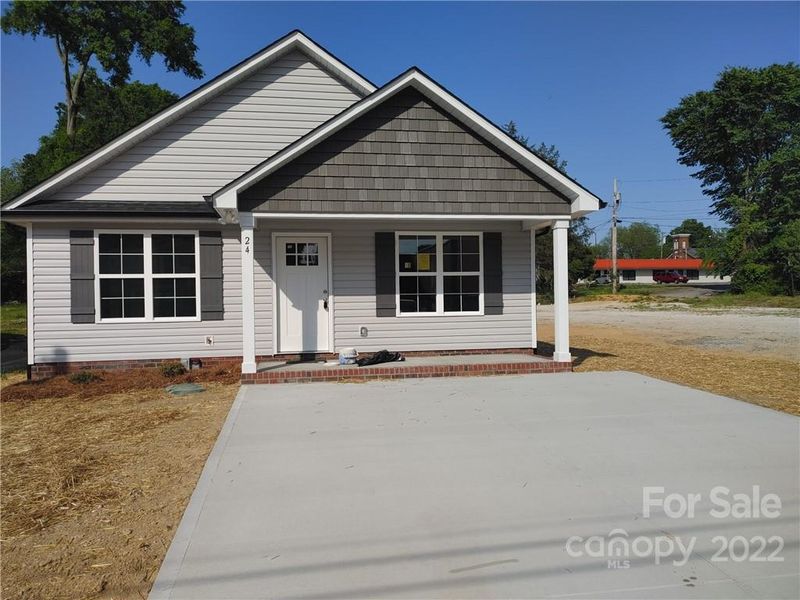 24 Crowell Dr NW, Concord, NC 28025