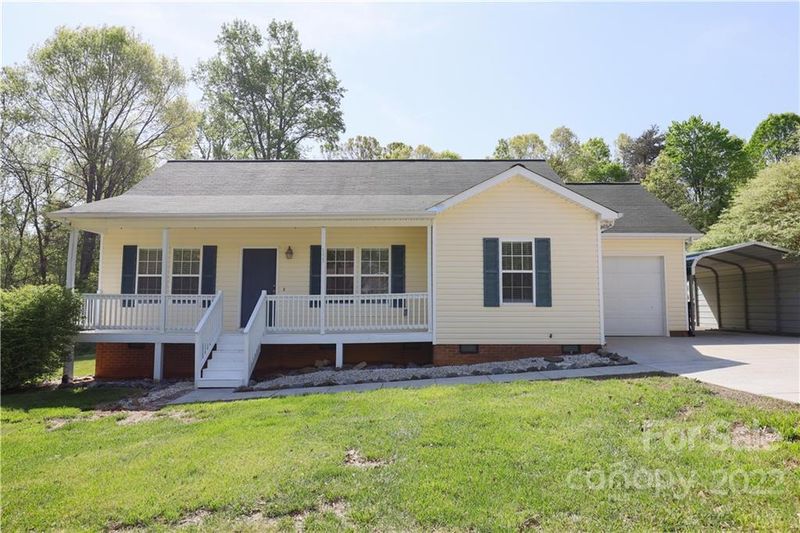153 Winding Cedar Dr, Statesville, NC 28677