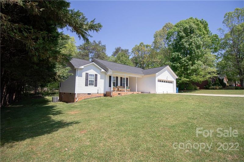 1845 Summerfield Cir, Conover, NC 28613