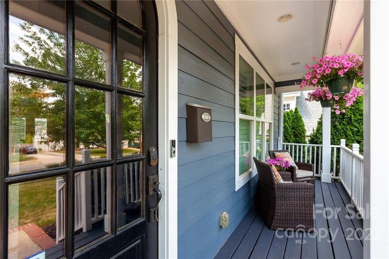 1801 Dearmon Dr, Charlotte, NC 28205