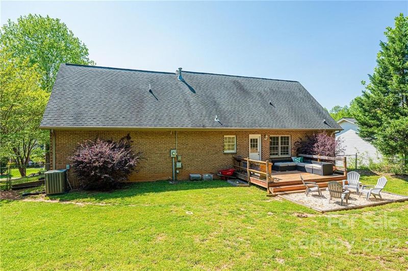 1229 Security St, Newton, NC 28658