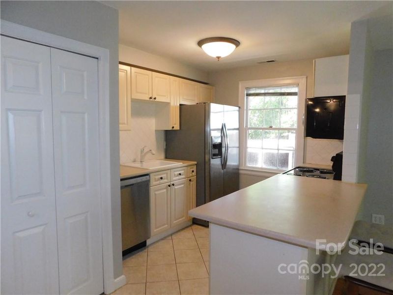 104 Colville Rd #42B, Charlotte, NC 28207