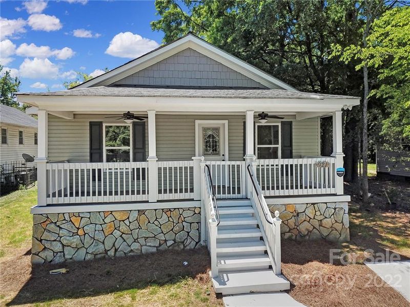 921 Justice Ave, Charlotte, NC 28206