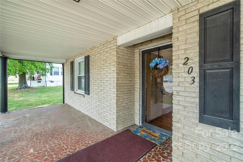 203 S Pink St, Cherryville, NC 28021