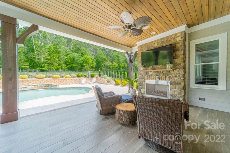 798 Pinnacle Dr, Iron Station, NC 28080