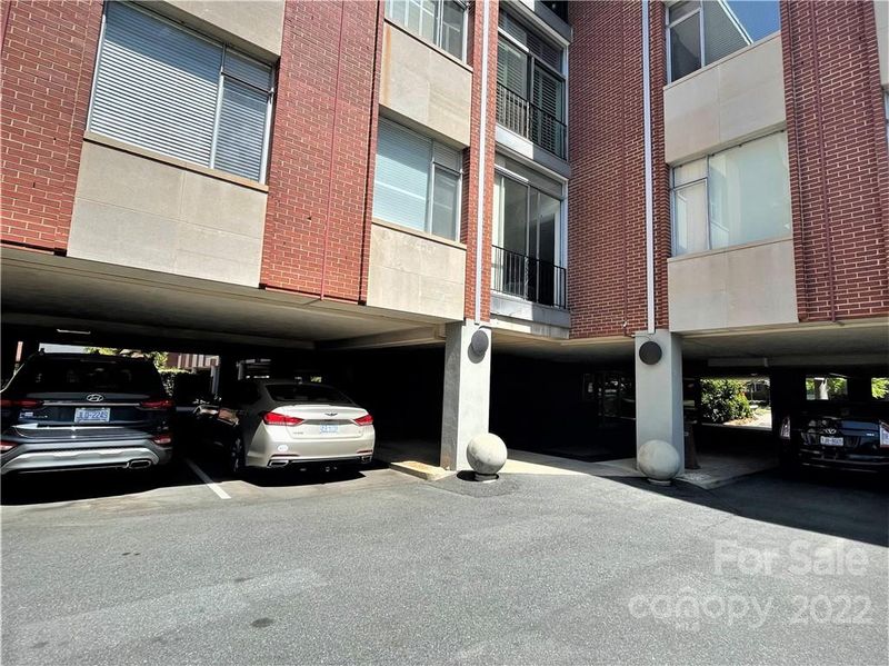 1300 Queens Rd #307, Charlotte, NC 28207