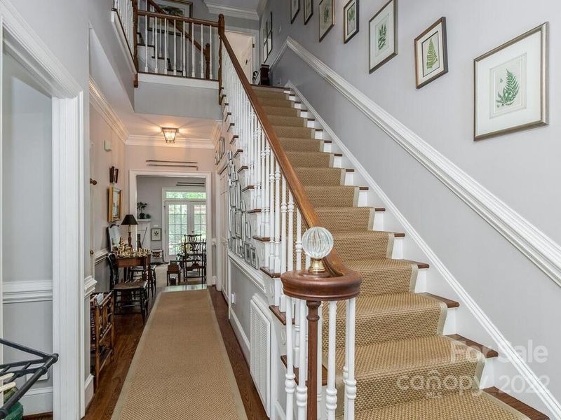 228 Perrin Pl, Charlotte, NC 28207