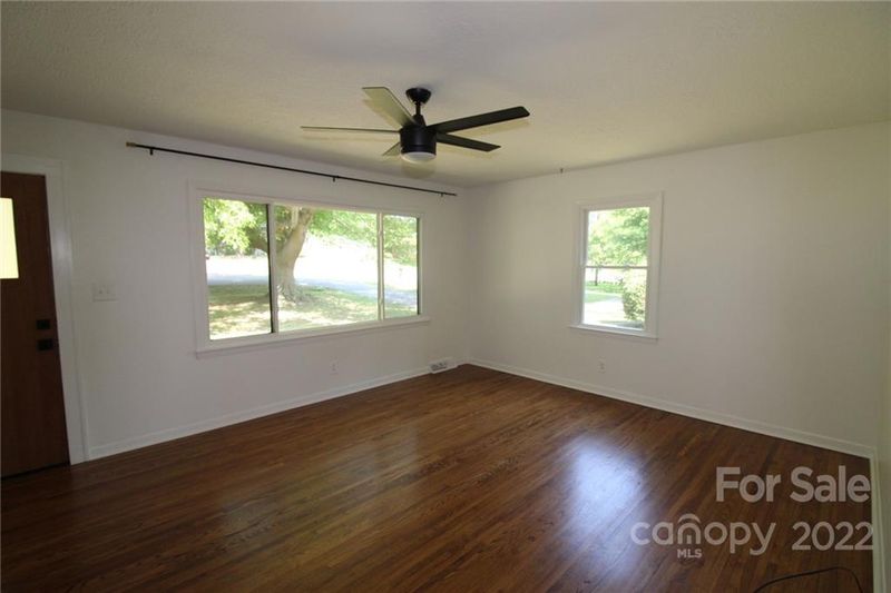 210 Park Rd #16, Mount Holly, NC 28120
