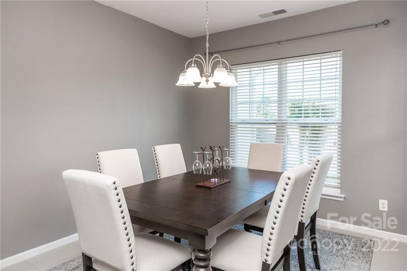 10114 Old Carolina Dr, Charlotte, NC 28214