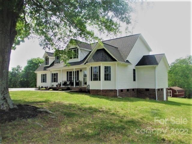 5006 Deer Run Dr, Crouse, NC 28033
