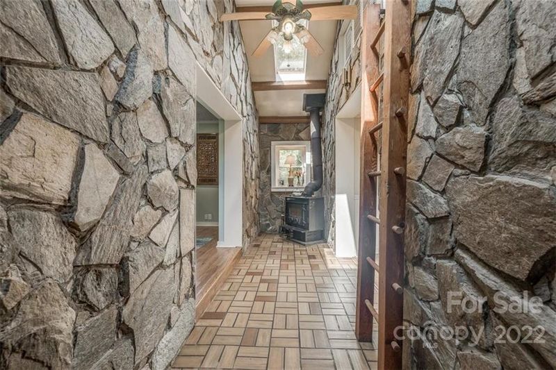 145 Pecan Ln, Lincolnton, NC 28092