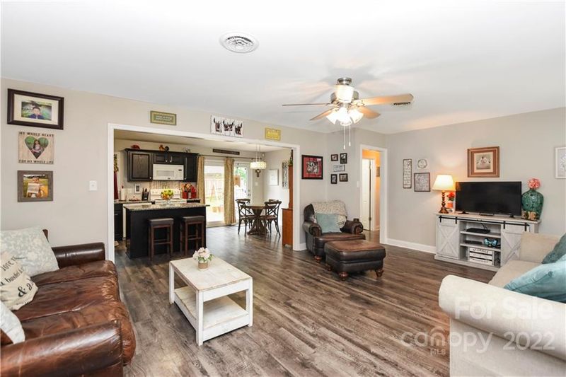 212 Brook St, Kannapolis, NC 28083