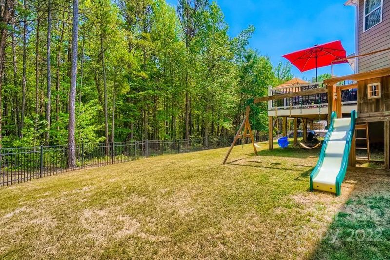 1122 Nigella Ct, Tega Cay, SC 29708