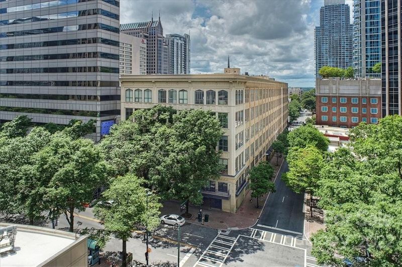 127 N Tryon St #513, Charlotte, NC 28202