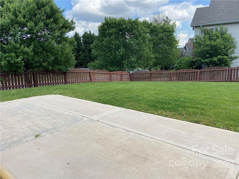 9428 Seamill Rd, Charlotte, NC 28278
