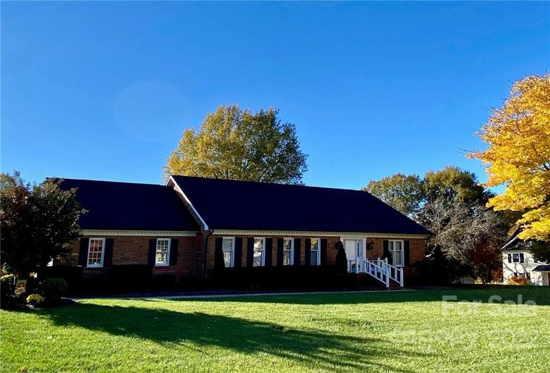 807 Mcgregor Dr, Concord, NC 28025