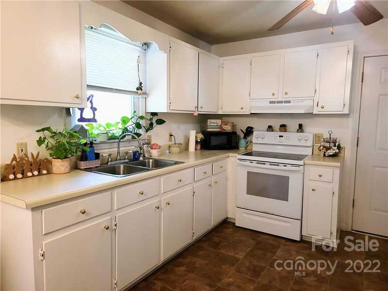 103 Calhoun St #21-23, Clover, SC 29710