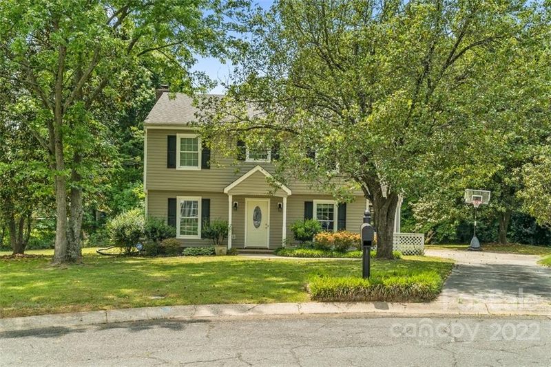 4829 Shadow Moss Ct, Charlotte, NC 28227