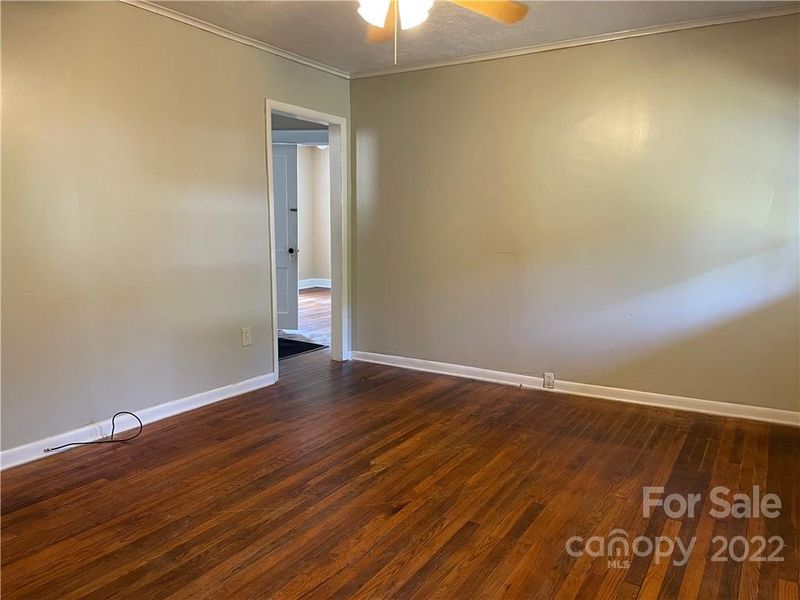 3230 1st Avenue Dr SE, Conover, NC 28613