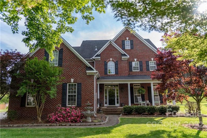 178 Elizabeth Hearth Rd, Mooresville, NC 28115