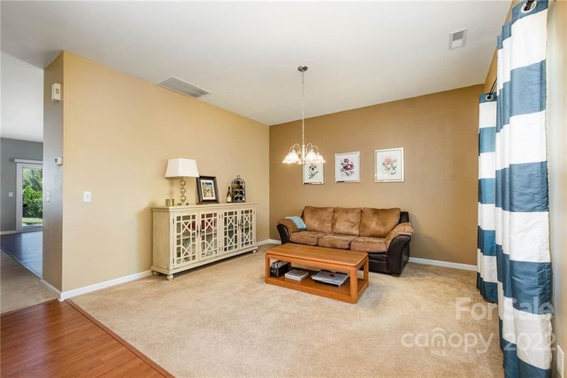2059 Blue Iris Dr #210, Matthews, NC 28104