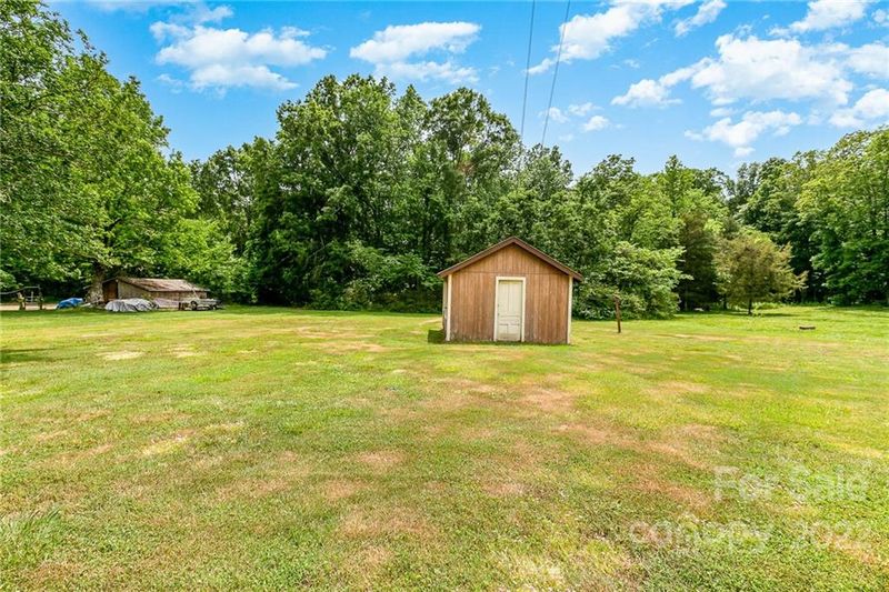 13560 Barberry Ave, Midland, NC 28107