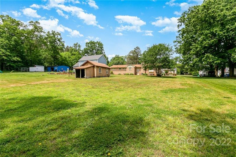 13560 Barberry Ave, Midland, NC 28107