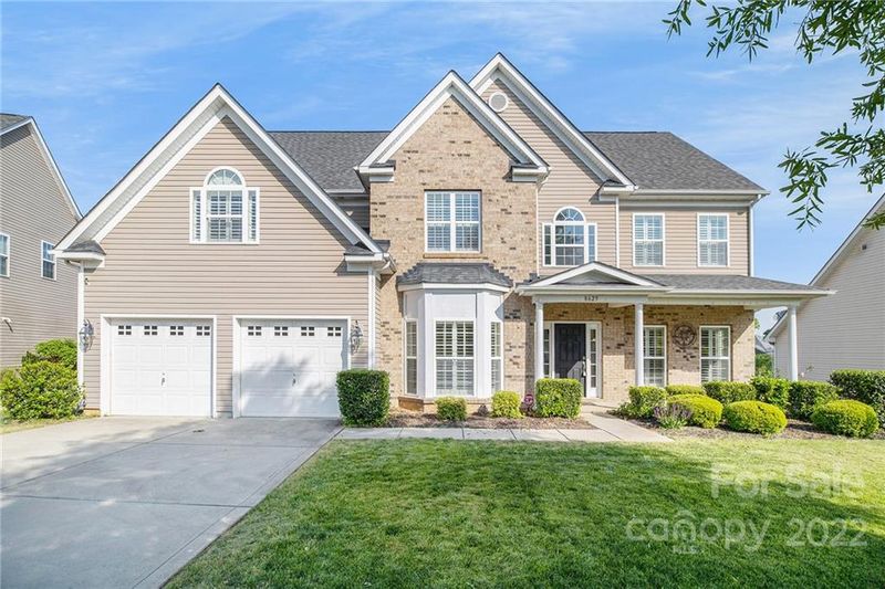 8625 Warwick Ln, Harrisburg, NC 28075