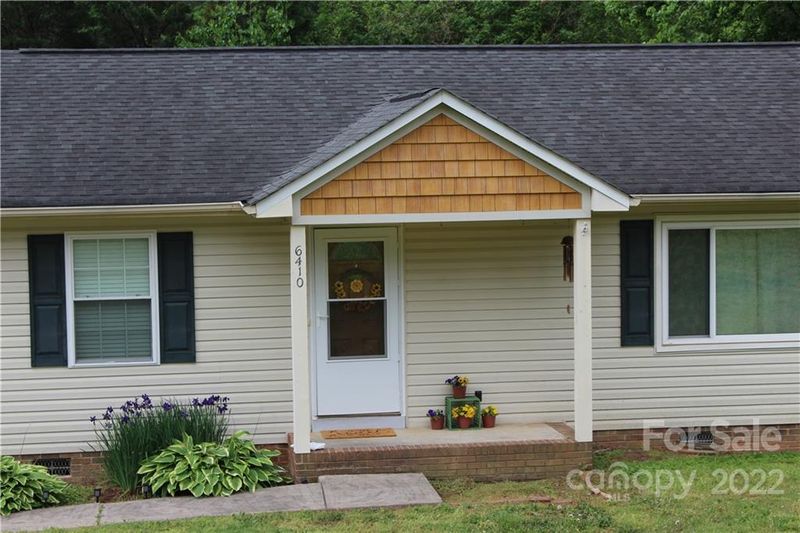 6410 Kathryn Ct, Belmont, NC 28012