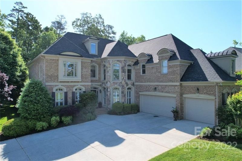 2003 Sudbury Ln, Matthews, NC 28104