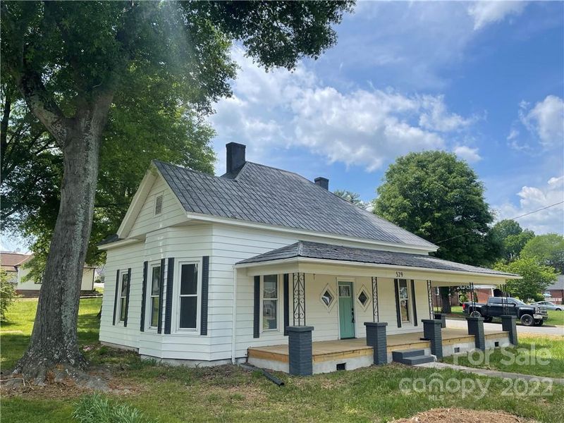 529 Grove St, Lincolnton, NC 28092