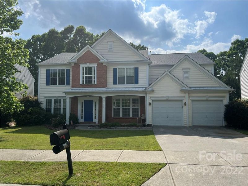 9505 Linden Tree Ln, Charlotte, NC 28277