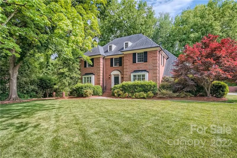3928 Silver Bell Dr, Charlotte, NC 28211