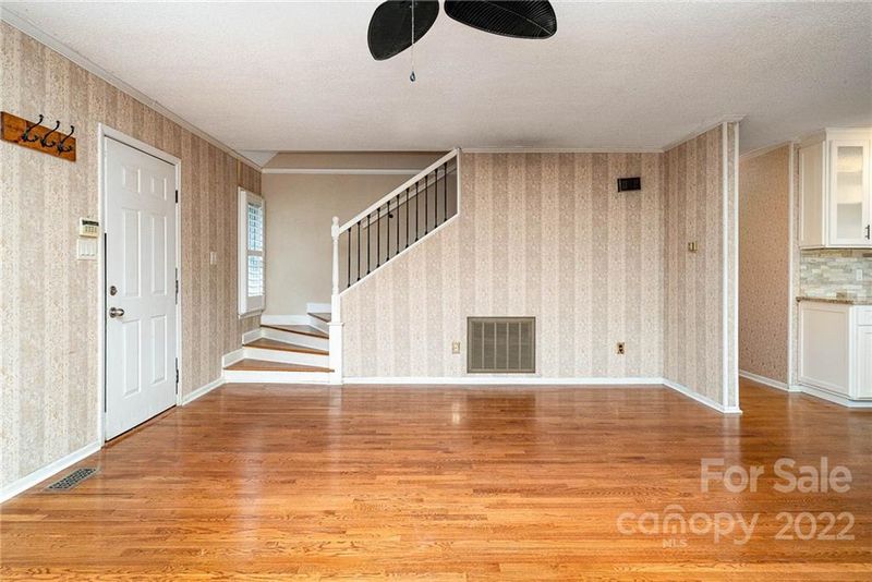 8809 Glencroft Rd, Mint Hill, NC 28227