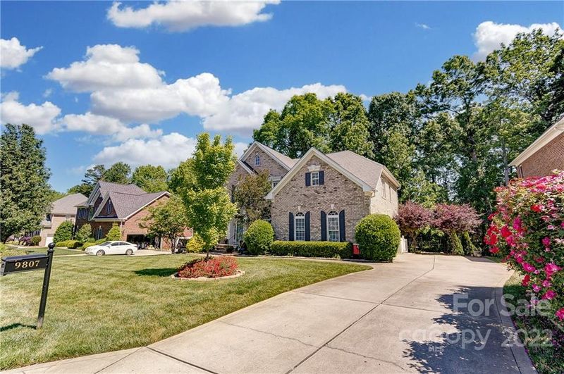 9807 Devonshire Dr, Huntersville, NC 28078