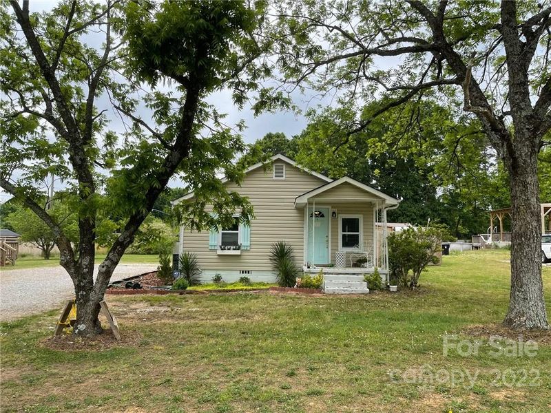 3797 Poplar Tent Rd, Concord, NC 28027