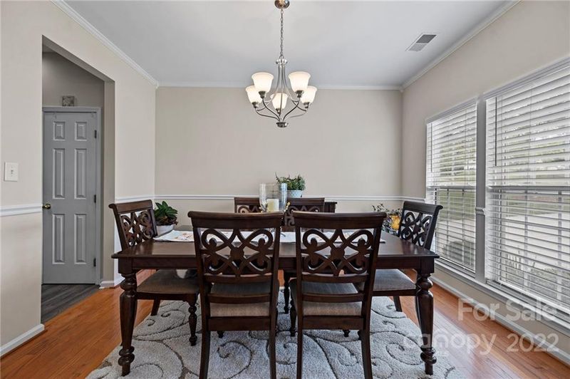 11831 Guildhall Ln, Charlotte, NC 28213